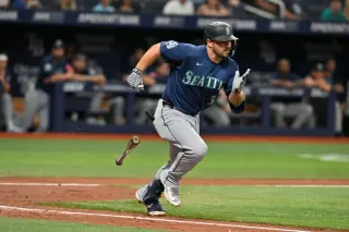 Mariners DFA Buddy Kennedy as Refsnyder Returns From IL, Signals Right-Handed Bat Push