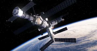 Earthbound after a year in space: Scott Kelly finds return to normal life oddly unfamiliar