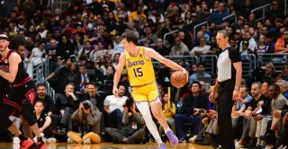 Lakers Lock In Reaves With Max Contract After Tough Negotiations