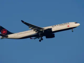 Canadian Pilot Charged Over 17-Year Licence Fraud That Enabled 900 Flights