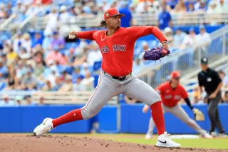 Oviedo sidelined with flexor strain, six-week throwing shutdown for Red Sox