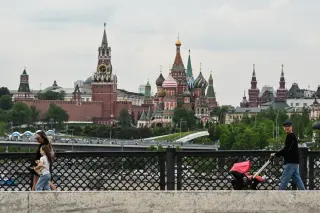 Russian Communist Lawmaker Warns of Social Explosion, Demands Public Plan to End War