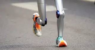 Beijing Humanoid Robots Break Records, Even Best Bolt in Opening Games