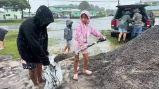 Hawaii Copes with Nolo's Aftermath as Category 3 Polo Targets Baja