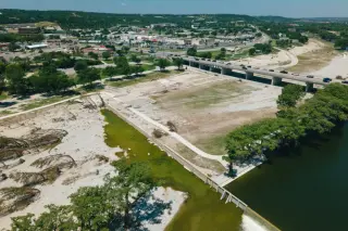 Kerr County battles flood damage with dwindling aid and volunteers