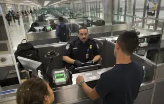 GrapheneOS Wipe at Airport Sparks Federal Privacy-Evidence Debate