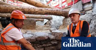 Paris Excavation Yields Gallo-Roman Wall, Potentially Settling Lutetia’s Location Debate