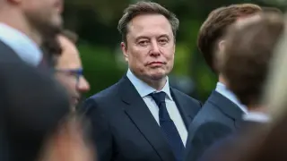 Musk Ordered Starlink Slowdown in Ukraine, WSJ Report Claims