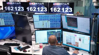 Yen sinks to 40-year low, sparking intervention chatter and market ripples