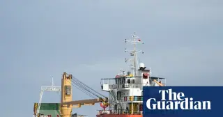 Hormuz Strait Open to Commercial Shipping as Oil Dips Amid Middle East Tensions