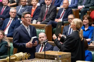 Burnham poised to become Labour leader and UK prime minister after overwhelming backing