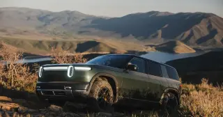 Rivian R2 Bets on Mass Market With Four Trims and 330-Mile Range