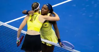 US Open semifinal crowd leaves players to a silent goodbye as Rybakina advances