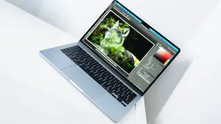 MacBook Air M5: Pro-level power in a featherweight 13-inch shell