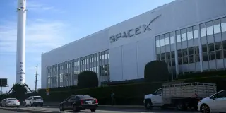 SpaceX stock rebounds as Starship launch looms and insiders face lockup expiry