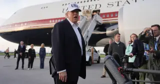 White House Excludes CNN from Air Force One Pool Amid Press Access Dispute