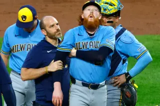 Line drive ends Dustin May's night after 1-pitch start vs. Mets
