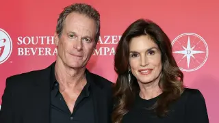 Cindy Crawford and Rande Gerber Hold Hands in First Public Appearance Since Son's Death