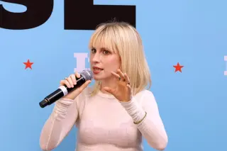 Paramore's Hayley Williams Escalates Feud with DHS After Concert Rant