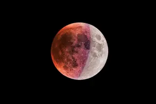 North America Prepares for a 96% Copper-Red Blood Moon in August 2026