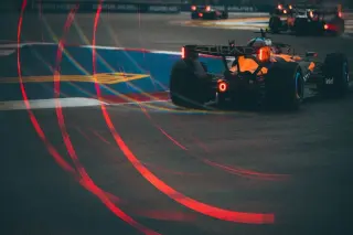 Verstappen Secures Pole in Singapore Despite Persistent Start Issues