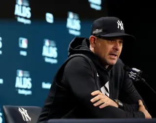 Yankees swing three-player swap, land Alfonzo and Cruz and move Alfonzo to Double-A
