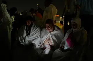 Millions Gather on Arafat as Hajj Reaches Its Peak