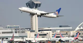 Possible drone near-miss during United flight’s approach to San Diego