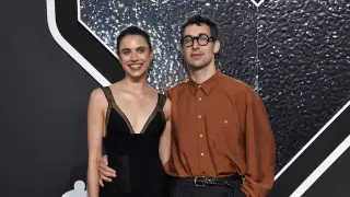Qualley and Antonoff File for Divorce in Brooklyn; Producer Defends Performing Love Songs