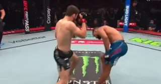 Yakhyaev KOs Walker in 8 Seconds at UFC Baku, Signals Rising Light Heavyweight