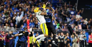 Lions Defeat Packers 20-17 as Green Bay Red Zone Struggles and Kicker Misses Decide Game