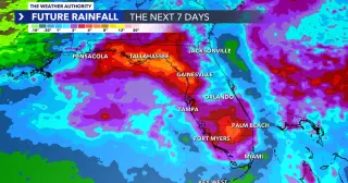 Southwest Florida braces for weekend rainfall and possible localized flooding