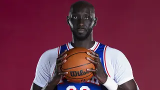 76ers Convert Tacko Fall to Two-Way Deal Amid Frontcourt Crisis