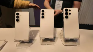 Samsung's S27 Series Signals a Bold Camera Plateau Across Pro and Ultra