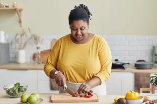 Seven Foods That Help Manage Blood Pressure (Dark Chocolate Included)