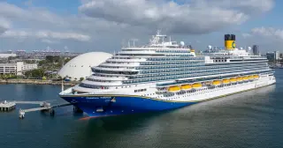 Balcony fall on Carnival Firenze leaves woman dead near Catalina Island