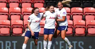 Hanson Brace and Gaupset Spark Lead Spurs Women to 3-1 Opener Win