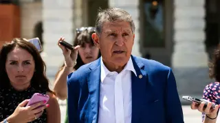 Manchin’s Maine Endorsement of Collins Signals Bipartisan Defiance of Democratic Leadership