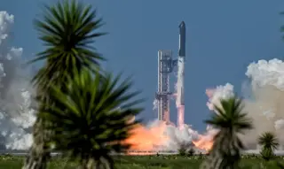 SpaceX Prepares Maiden Earnings as Lockup Looms and stock stays under pressure