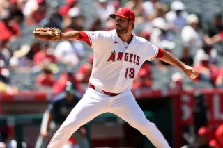 Cubs bolster bullpen with veteran Drew Pomeranz