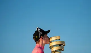 Vingegaard Dominates the Giro with Relentless Precision