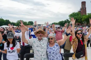 Thousands Attend National Mall Prayer Rally as Founding-Faith Debate Envelops 250th Anniversary
