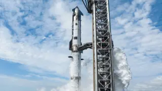 SpaceX readies Starship V3, a 407-foot behemoth for a high-stakes test