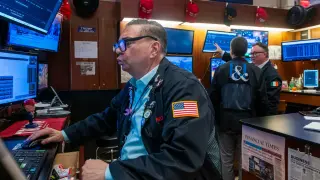 Samsung eyes AI funding in Mistral as Asia markets wake to mixed signals