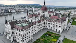 EU, Hungary edge toward unlocking billions in frozen funds ahead of August deadline