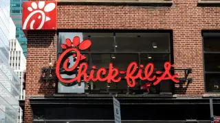 Chick-fil-A CEO Andrew Cathy Prioritizes Long-Term Private Growth Over Quarterly Pressures
