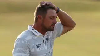 DeChambeau shrugs off McIlroy with five-word reply at The Open