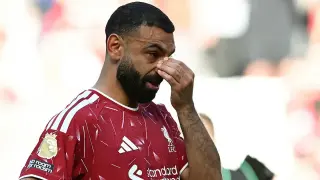 Salah Gets Emotional Anfield Sendoff as Liverpool Unveils Champions Wall Plaque