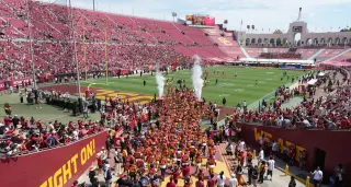 USC vows bigger crowds after viral empty Coliseum photos