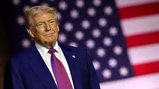 Trump's Fort Myers Rally Draws Heavy Traffic and Key GOP Figures Ahead of Midterms